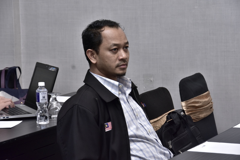 UKM 5464